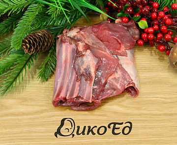 Ребро лани на кости Фото Ребро лани на кости