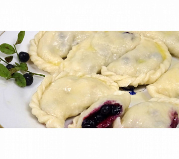 Вареники с черникой Фото Вареники с черникой