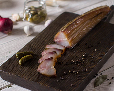 Превью Спинка муксуна холодного копчения без головы